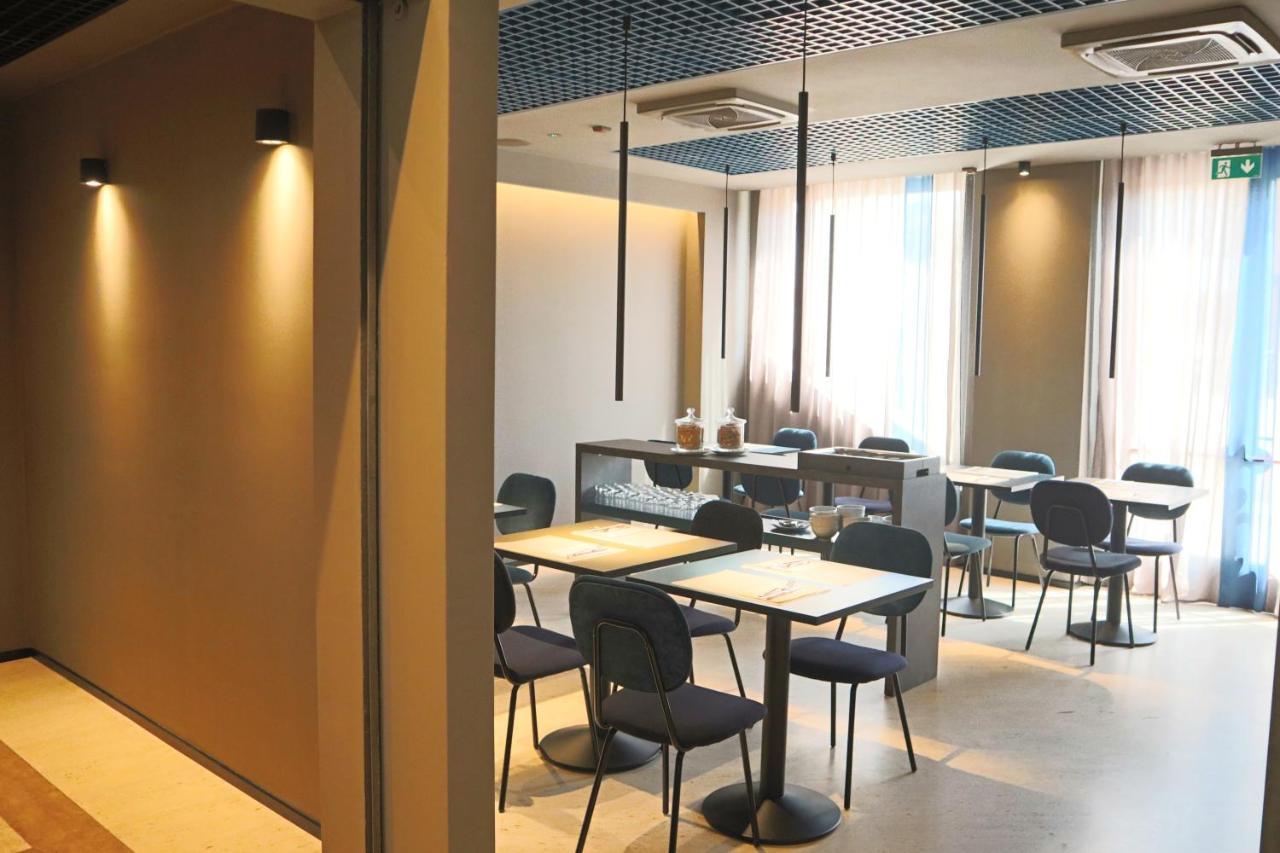 The City Hotel Ancona Exterior photo