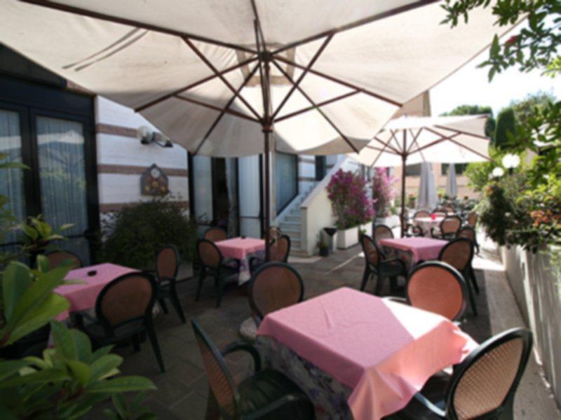The City Hotel Ancona Exterior photo
